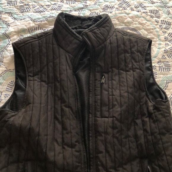 Marc Anthony Vest - Picture 2 of 6